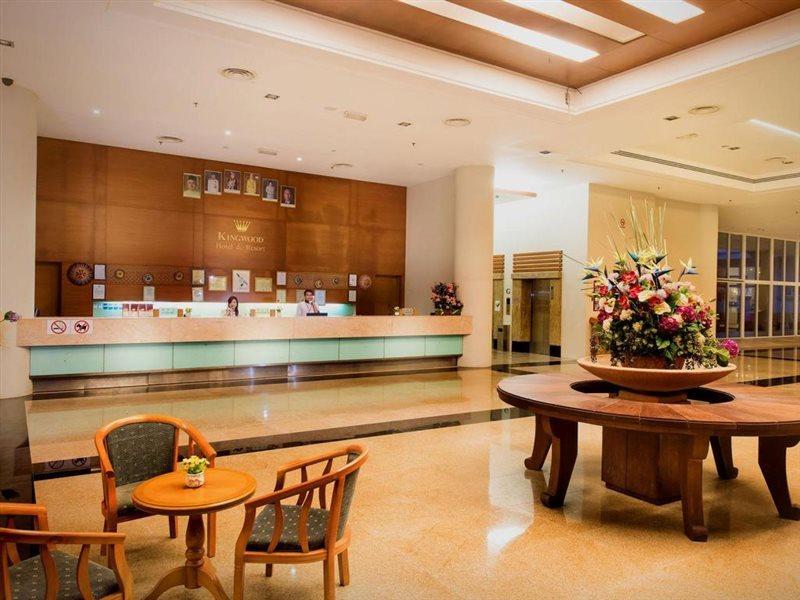Kingwood Hotel Mukah Selangau Buitenkant foto