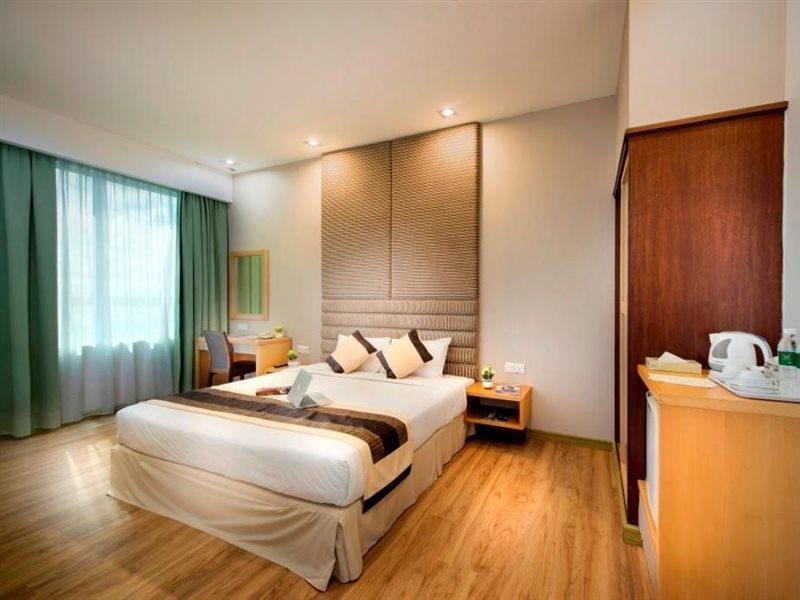 Kingwood Hotel Mukah Selangau Buitenkant foto