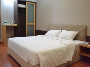 Kingwood Hotel Mukah Selangau Buitenkant foto